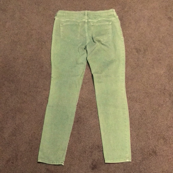 Old Navy Rock Star Skinny Jeans - Picture 2 of 4